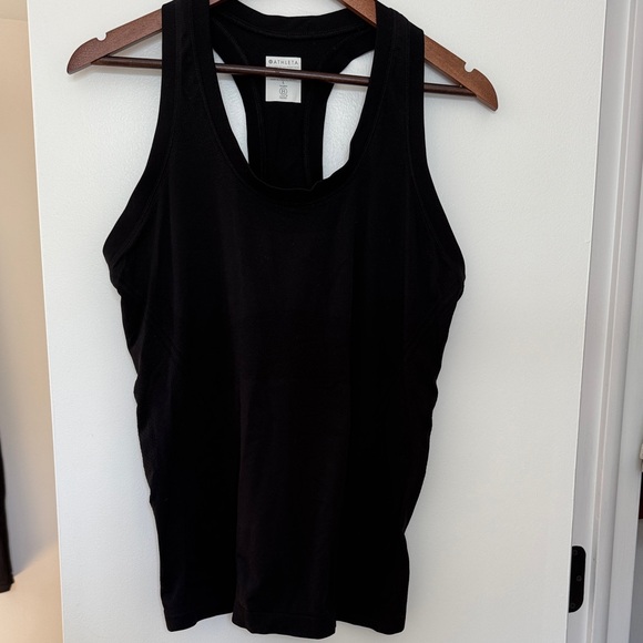 Athleta Tops - Athleta seamless tank top in black, size large